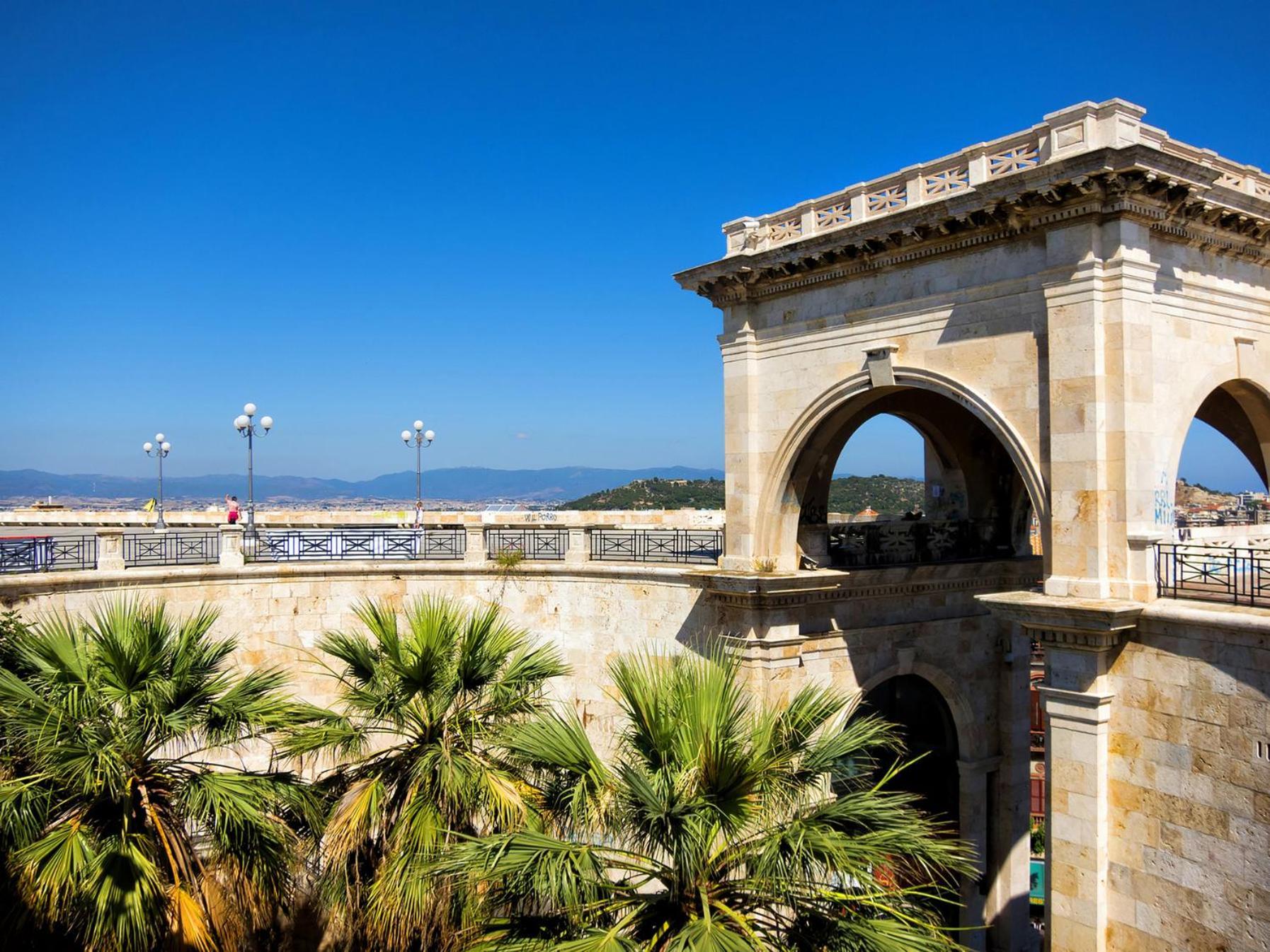 Centro Storico Lovely House R9345 Cagliari Exterior photo