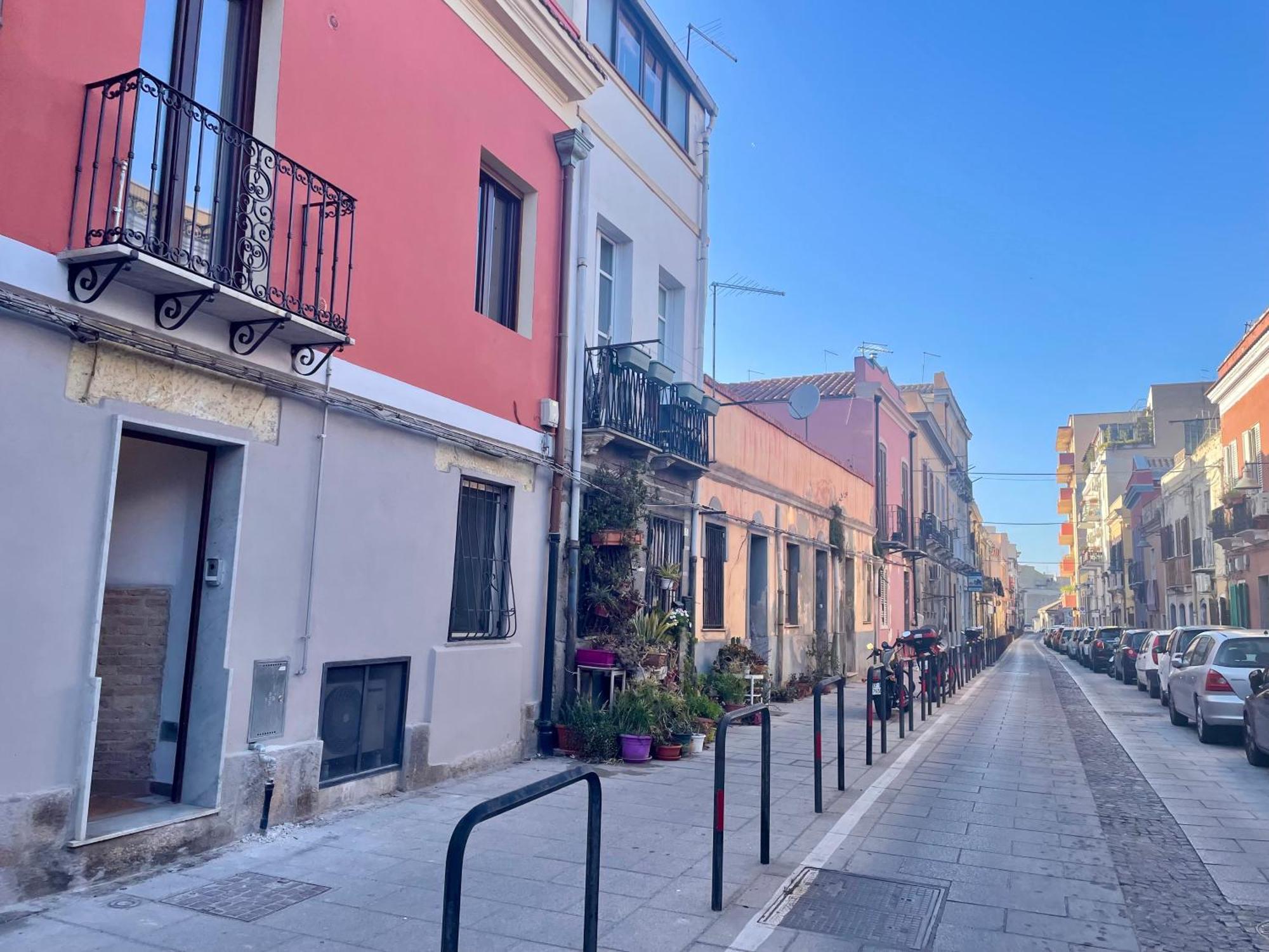Centro Storico Lovely House R9345 Cagliari Exterior photo